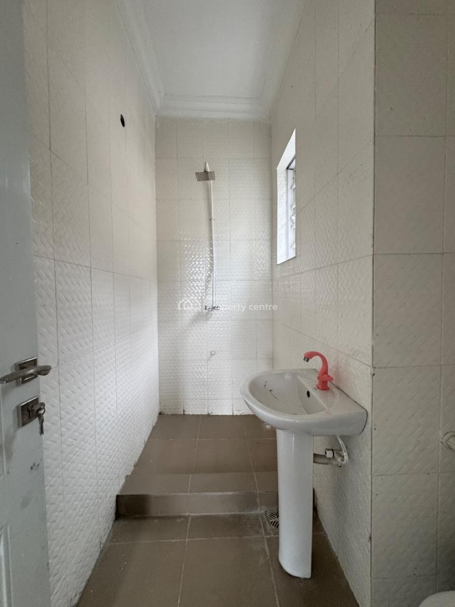 Beautiful 2bedroom Apartment Available, Sangotedo, Ajah, Lagos, Flat / Apartment for Rent
