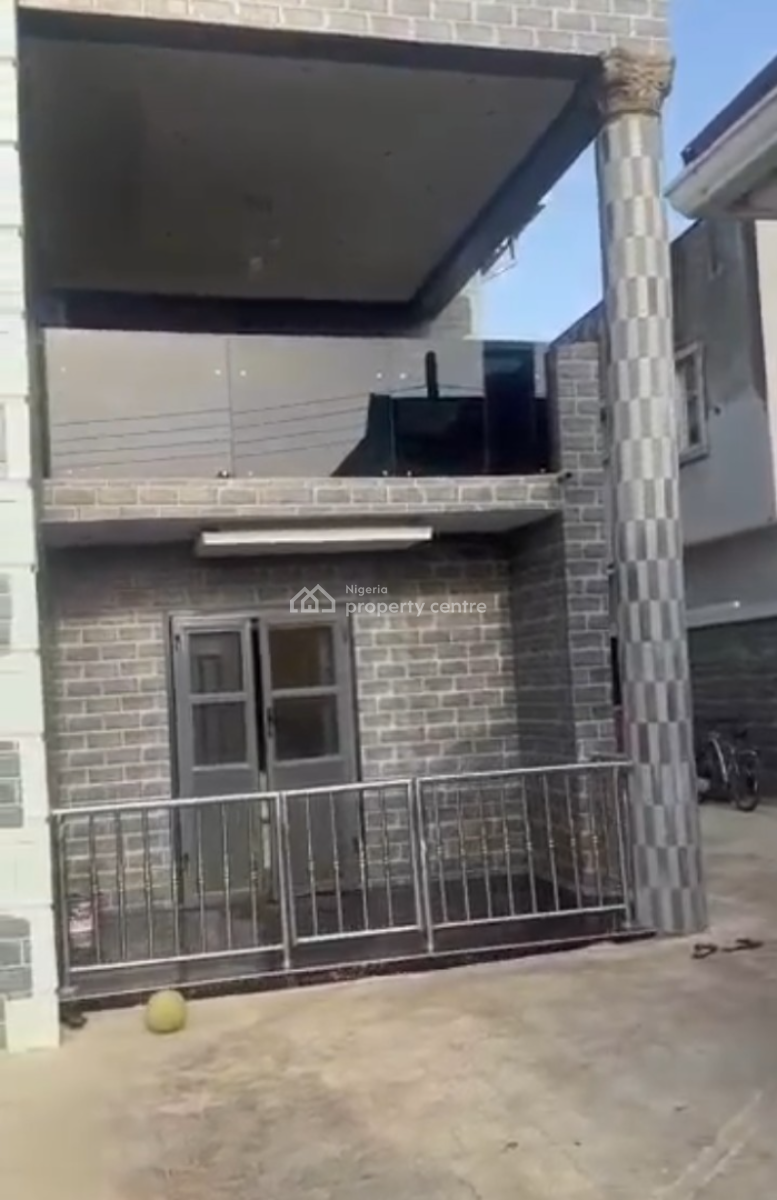 Luxury 6 Bedroom Duplex in a Gated Estate, Oworonshoki, Shomolu, Lagos, House for Sale