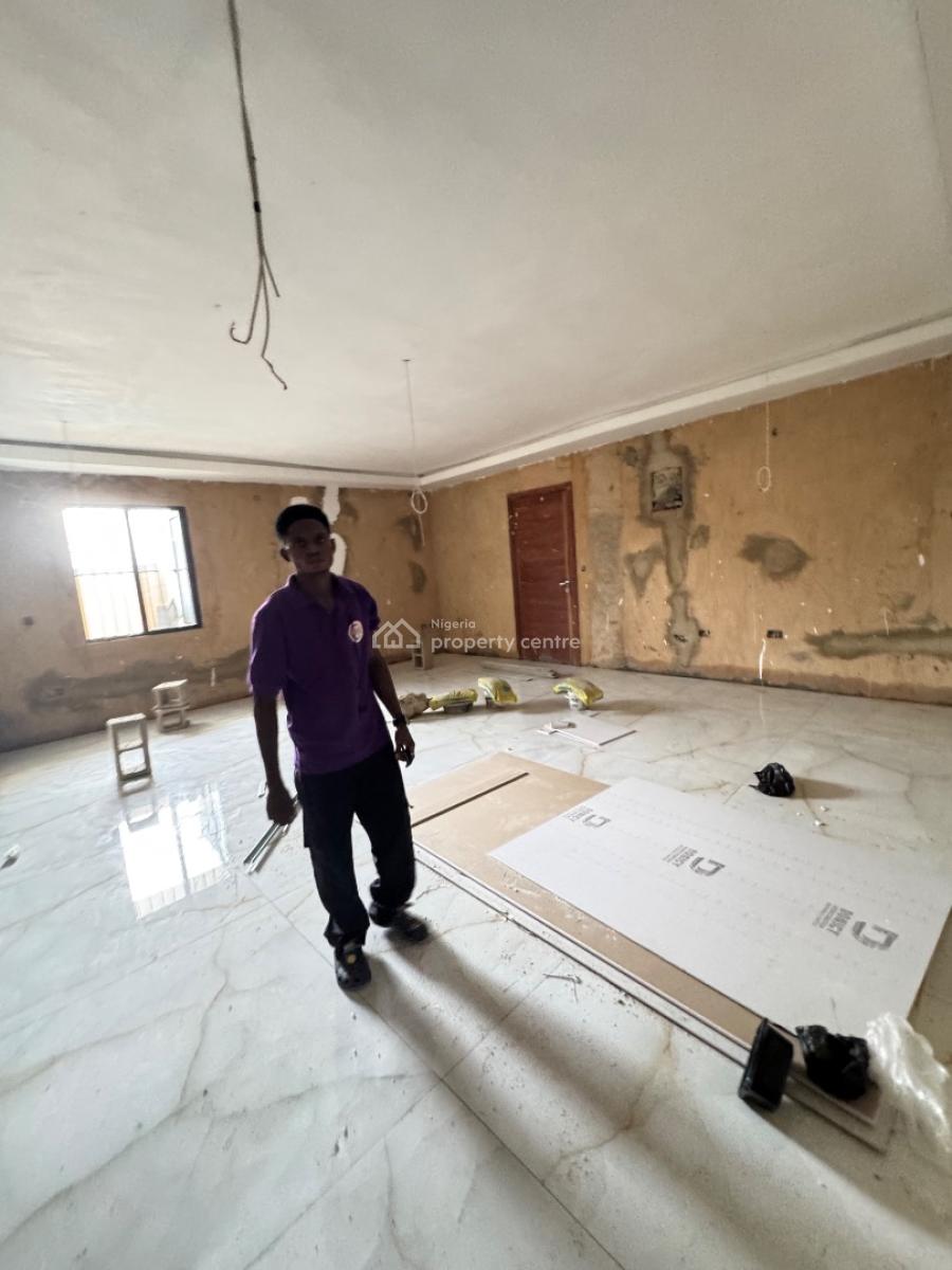 Renovated 2 Bedrooms Apartment Self Compound with Garden, Ikoyi, Lagos, Flat / Apartment for Rent