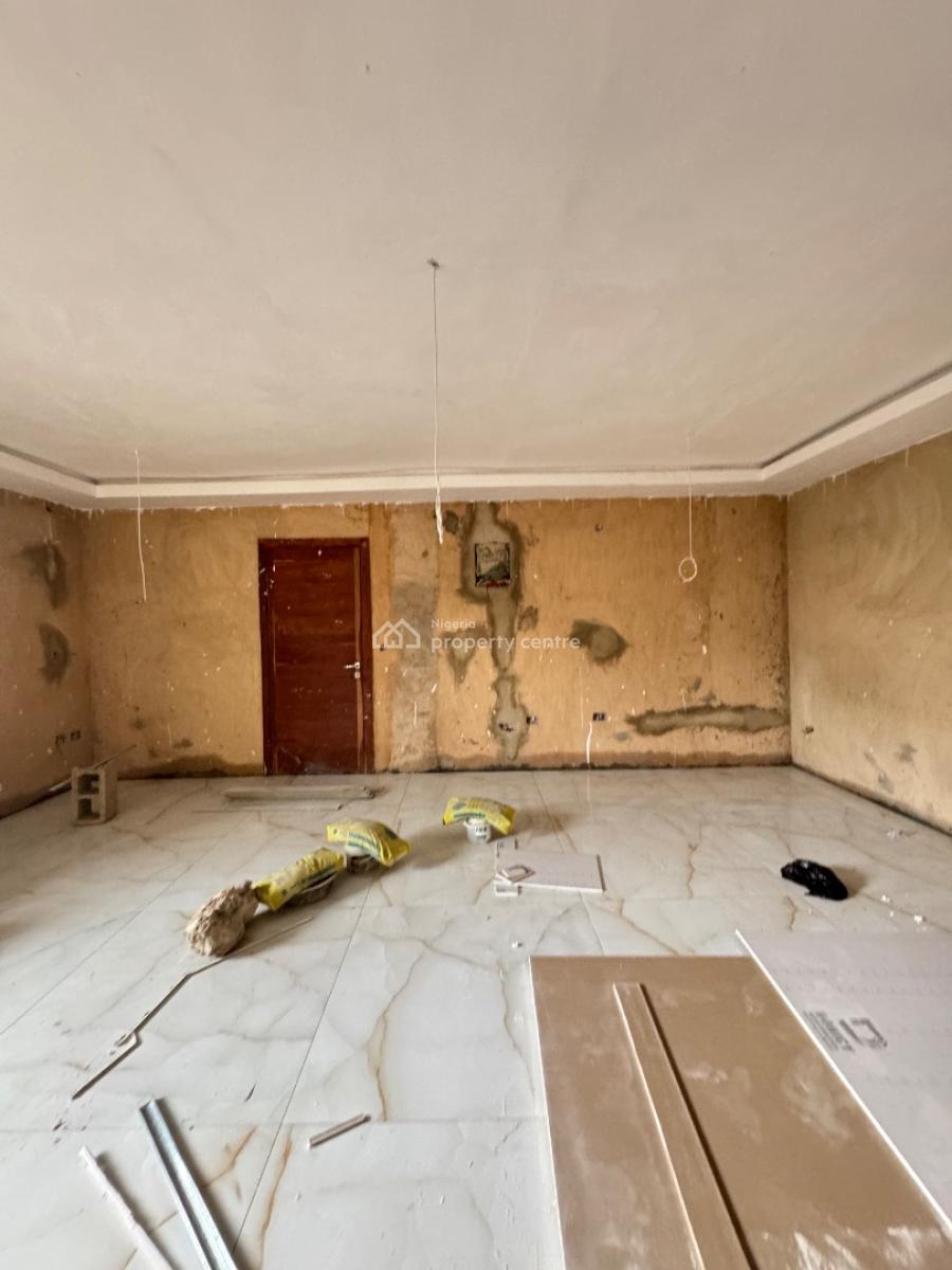 Renovated 2 Bedrooms Apartment Self Compound with Garden, Ikoyi, Lagos, Flat / Apartment for Rent
