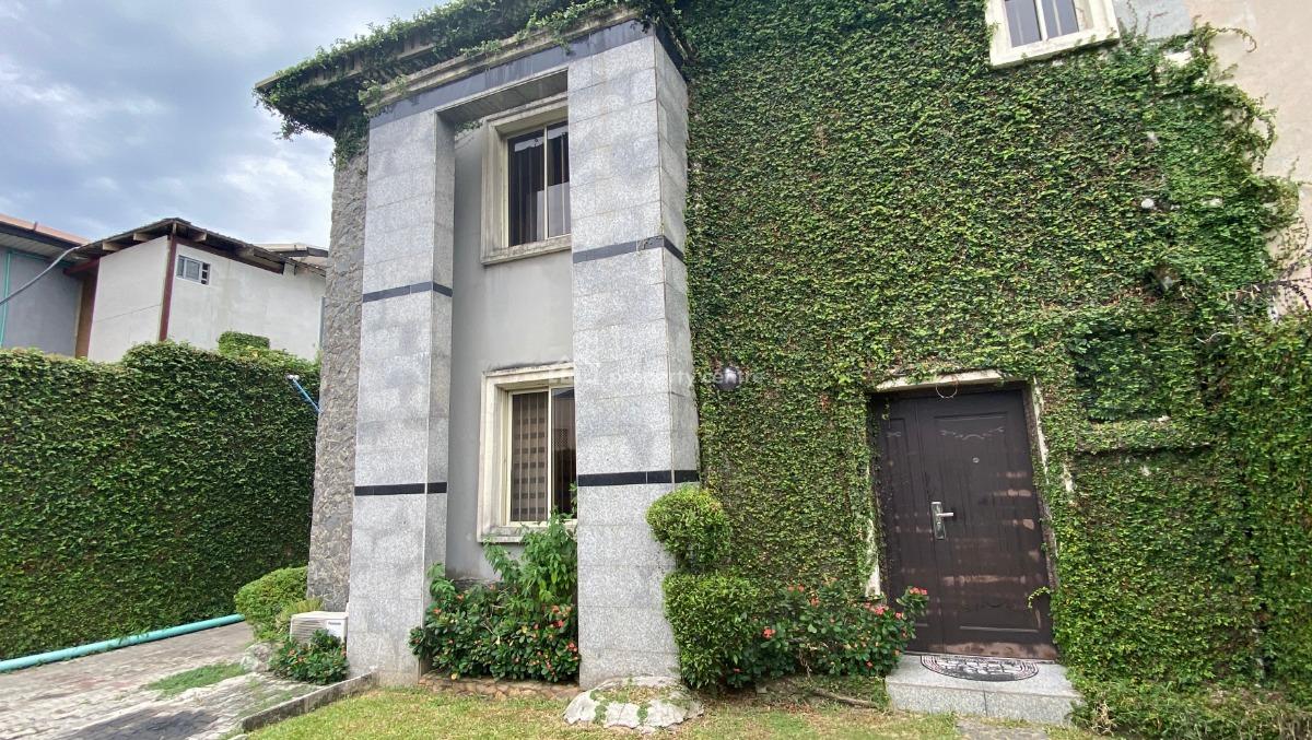 Direct Brief Contemporary 4-bedroom Semi-detached Residence with Bq, Admiralty Way, Lekki Phase 1, Lagos, Lekki Phase 1, Lekki, Lagos, Semi-detached Duplex for Sale