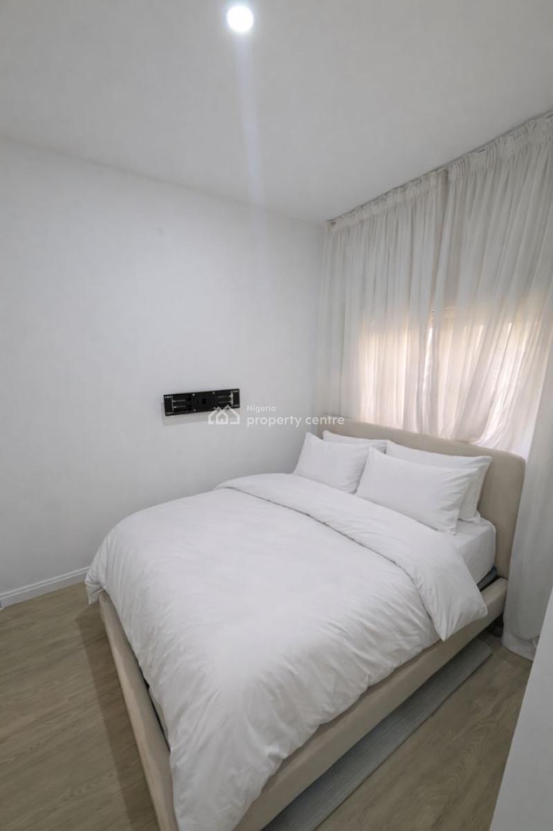 Admiralty Nest - Modern 2 Bedroom Haven in, Lekki Phase 1, Lekki, Lagos, Flat / Apartment Short Let
