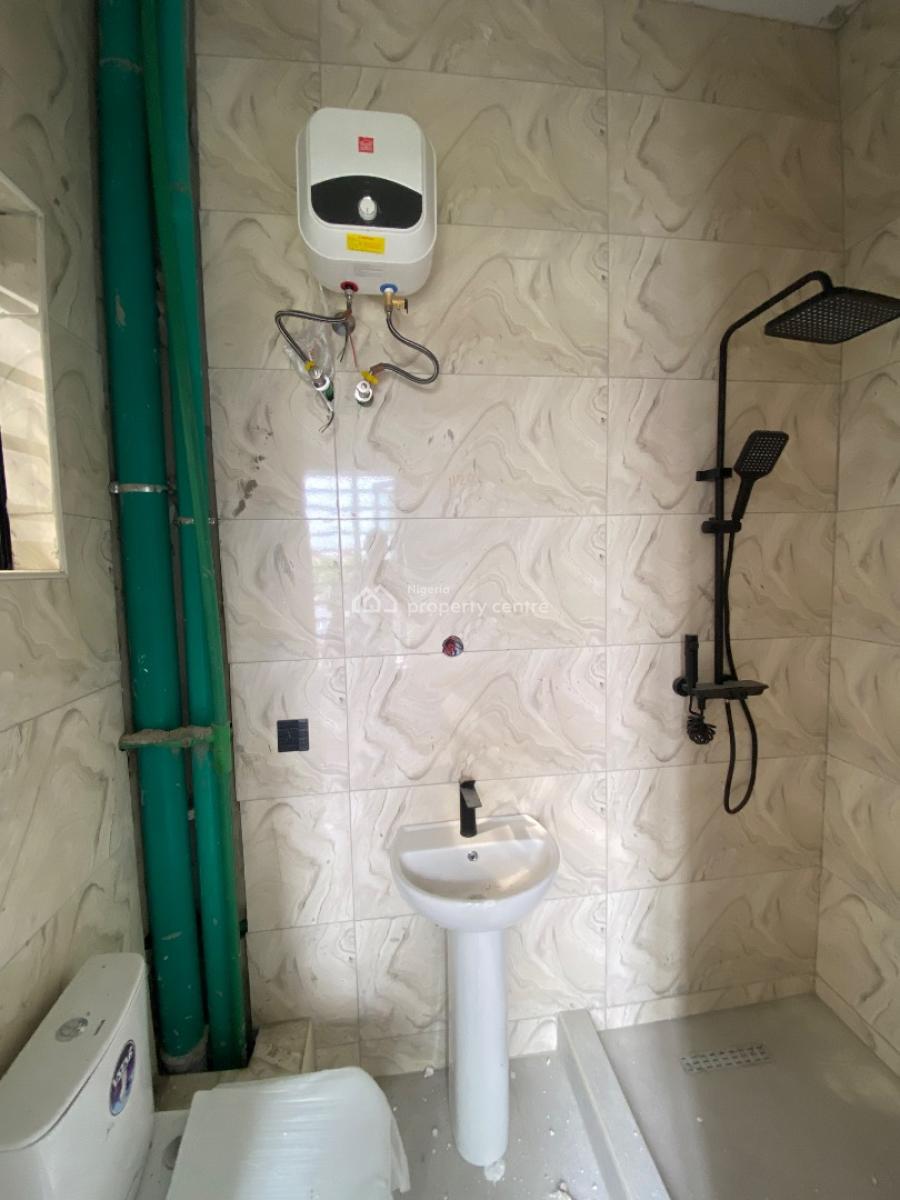 Newly Built 2 Bed Apartment, Lekki Phase1, Lekki Phase 1, Lekki, Lagos, Flat / Apartment for Sale