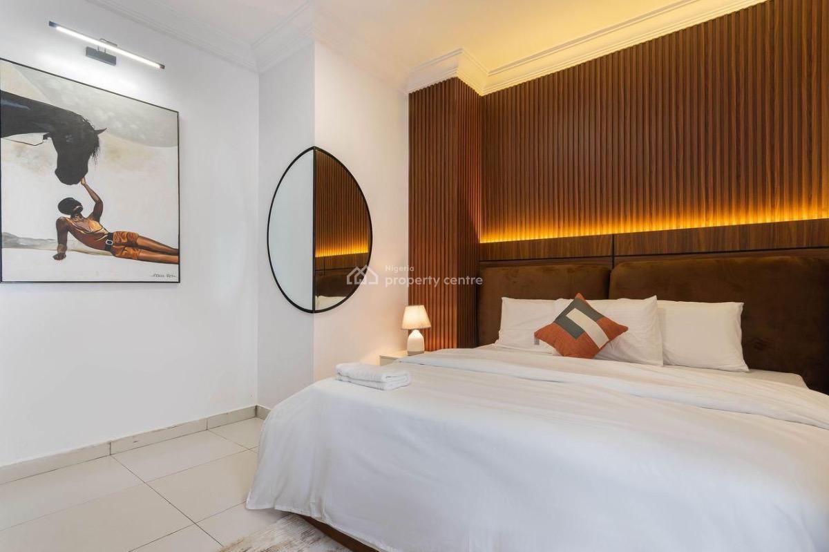 His Beautiful 2 Bedroom Apartment Is Available, Lekki Phase 1, Lekki, Lagos, Flat / Apartment Short Let