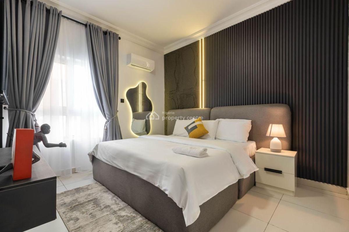 His Beautiful 2 Bedroom Apartment Is Available, Lekki Phase 1, Lekki, Lagos, Flat / Apartment Short Let