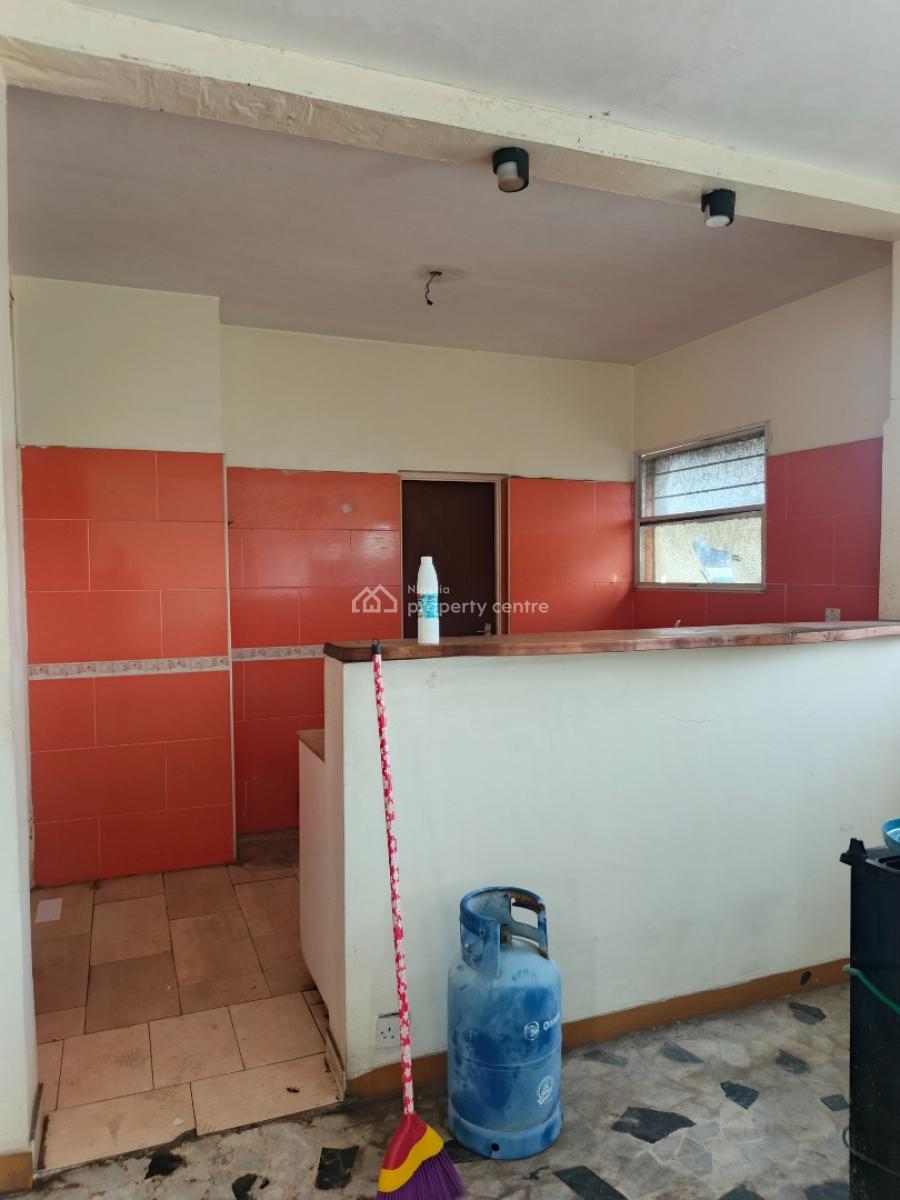 2 Bedroom with Bq, Off Ahmadu Bello Way, Victoria Island (vi), Lagos, Flat / Apartment for Rent