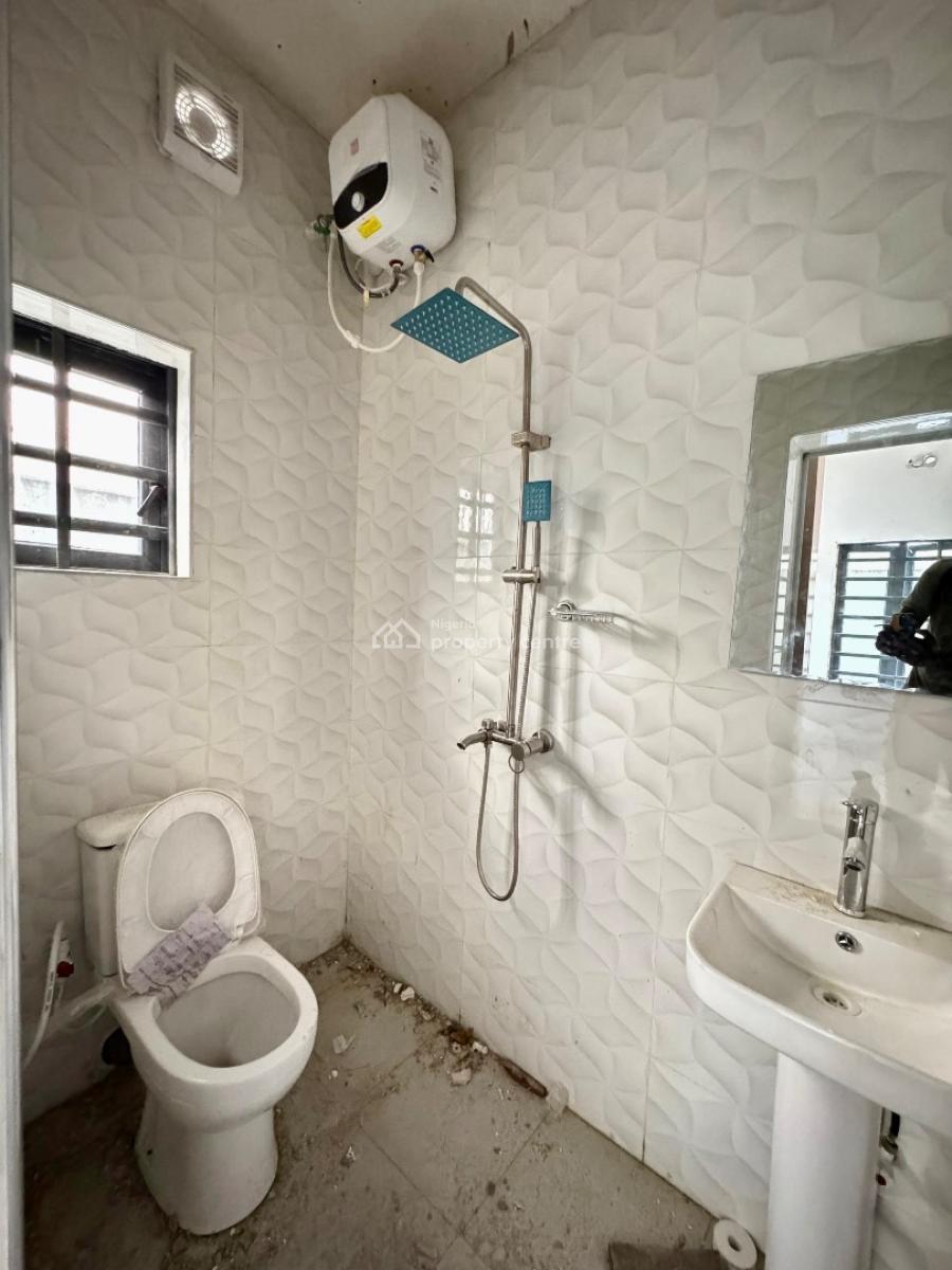 New, Luxury, Spacious and in Serene Environment, Ogombo Via Thera Annex, Sangotedo, Ajah, Lagos, Flat / Apartment for Rent