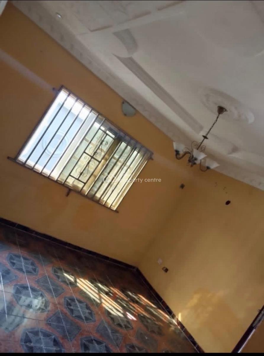 a Clean 3 Bedroom Pop Apartment, Gberigbe, Ikorodu, Lagos, Flat / Apartment for Rent