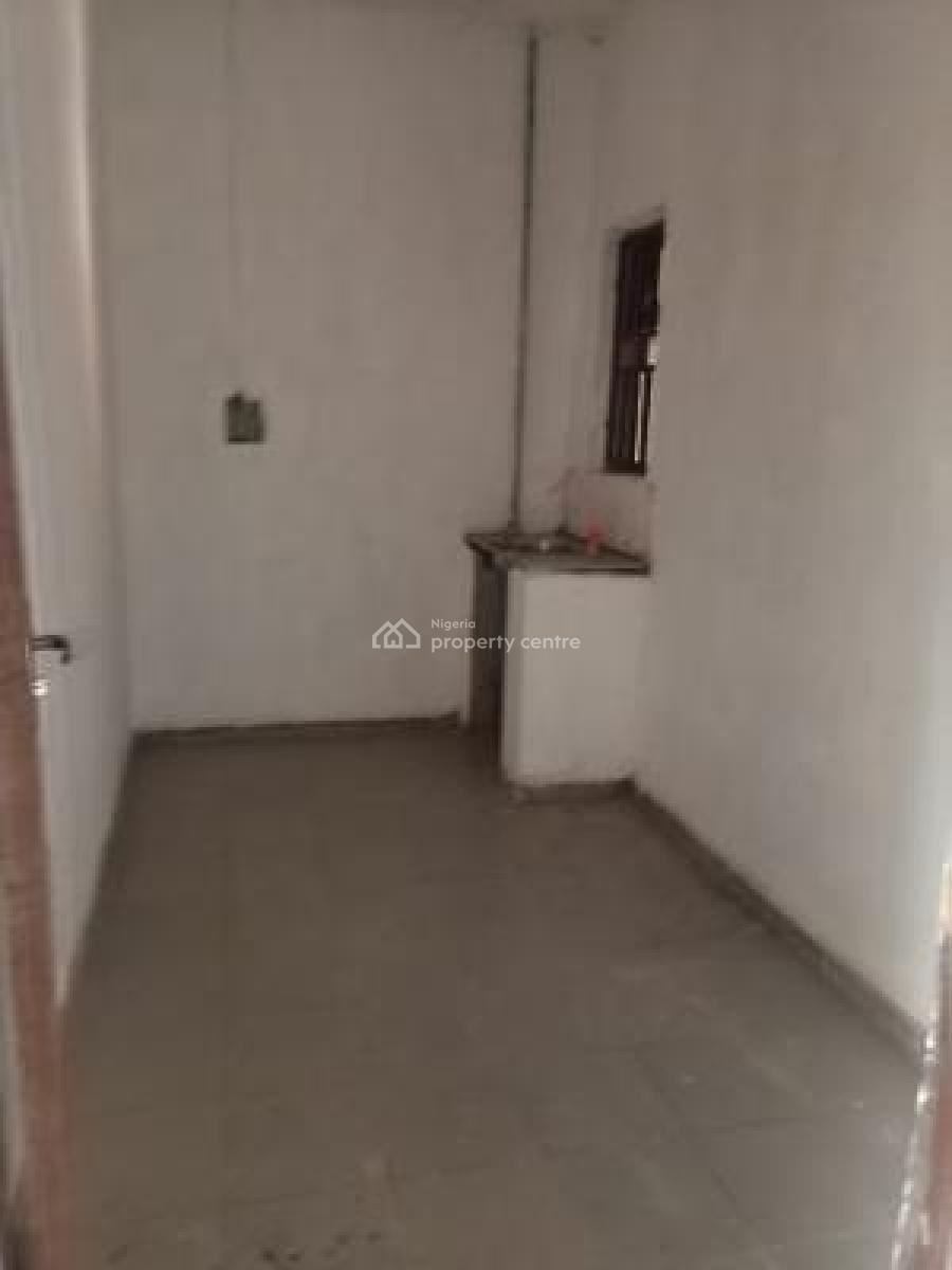 Very Spacious and Clean Mini Flat in a Decent Compound with Parking, Alapere Inward Goodluck/ogudu, Alapere, Ketu, Lagos, Mini Flat (room and Parlour) for Rent