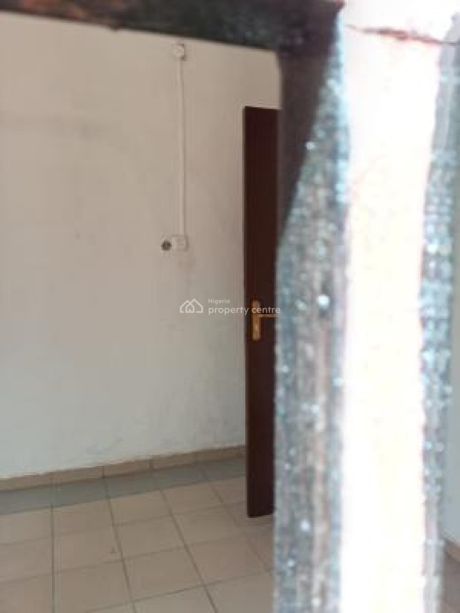 Very Spacious and Clean Mini Flat in a Decent Compound with Parking, Alapere Inward Goodluck/ogudu, Alapere, Ketu, Lagos, Mini Flat (room and Parlour) for Rent