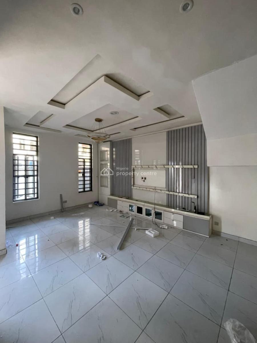 4-bedroom Semi Detached Duplex with Bq., Chevron, Lagos., Lekki, Lagos, Semi-detached Duplex for Sale