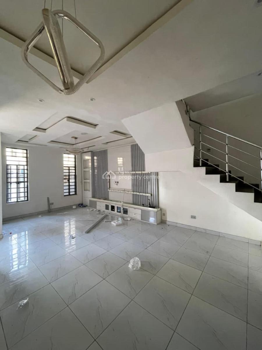 4-bedroom Semi Detached Duplex with Bq., Chevron, Lagos., Lekki, Lagos, Semi-detached Duplex for Sale