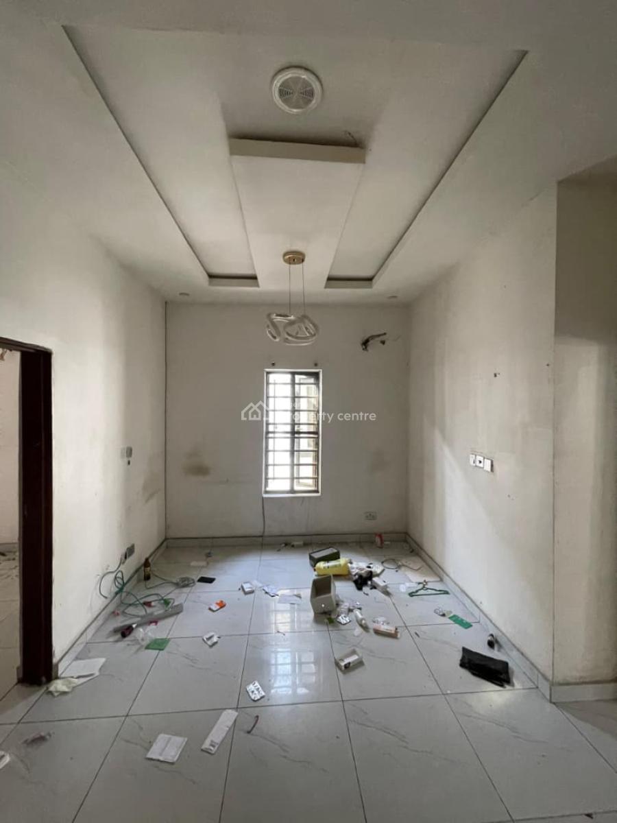 4-bedroom Semi Detached Duplex with Bq., Chevron, Lagos., Lekki, Lagos, Semi-detached Duplex for Sale