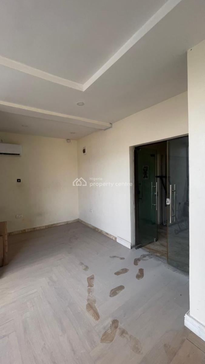 19sqm Shop Space, Lekki Phase 1, Lekki, Lagos, Shop for Rent