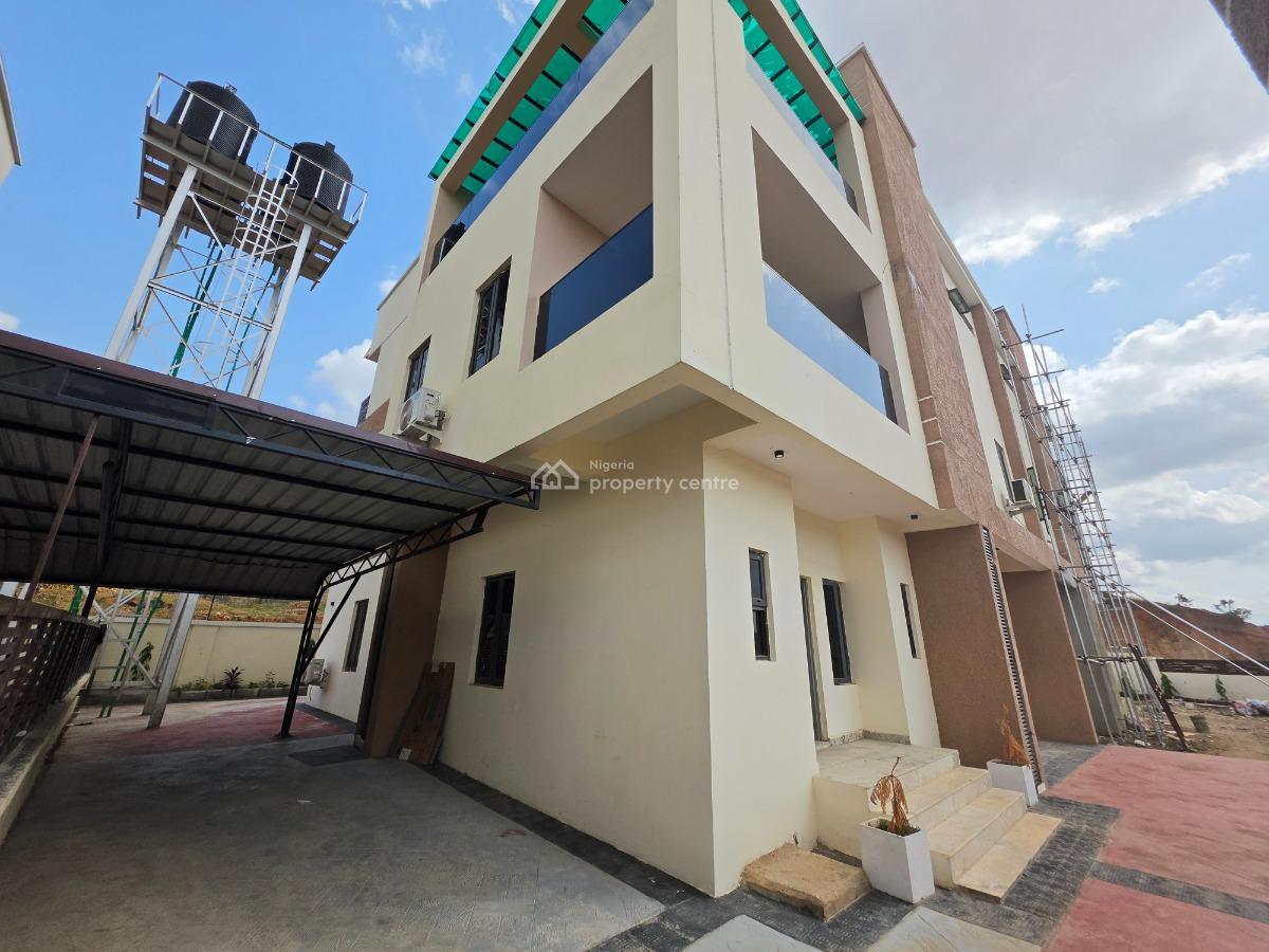 Ultra-opulent 7-bedroom Semi-detached Duplex  By Judges Quarters, By Judges Quarters, Katampe, Abuja, Semi-detached Duplex for Rent