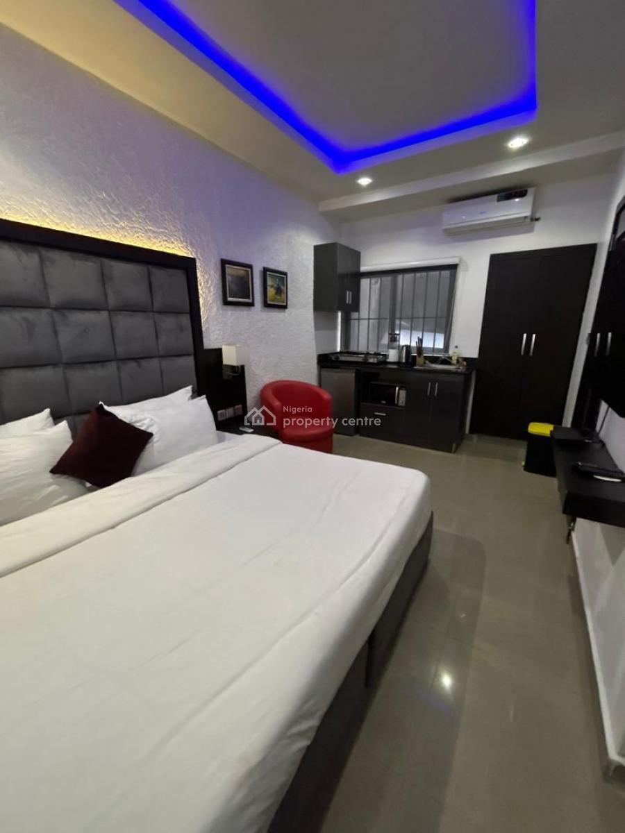 Fully Service & Furnished Studio Apartment, Victoria By Imma & Rich, Victoria Island (vi), Lagos, Self Contain (single Rooms) for Rent