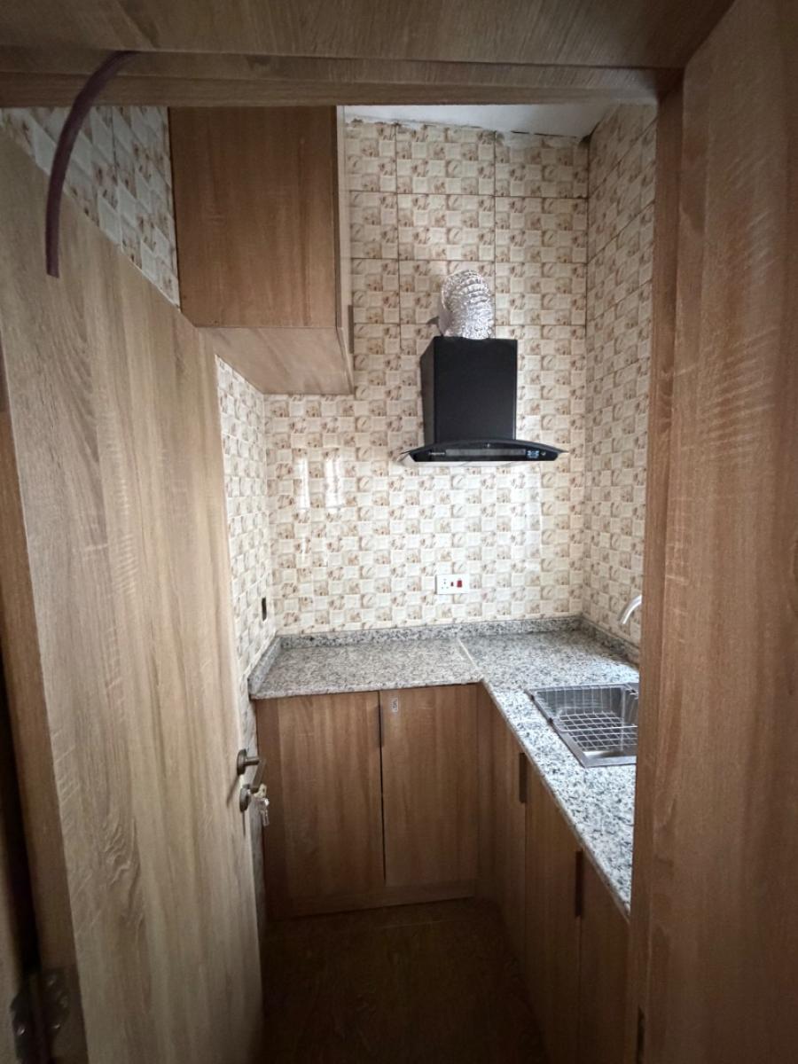 Standard Self Con, Asokoro District, Abuja, Self Contain (single Rooms) for Rent