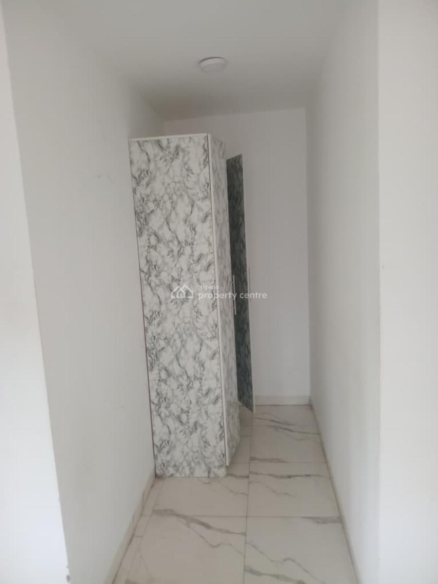 Spacious 3 Bedroom Flat, Mabushi, Abuja, Flat / Apartment for Rent