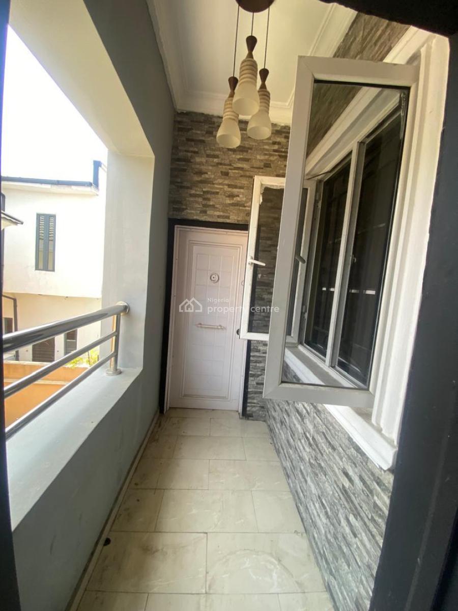 Luxury Master Bedroom with Jacuzzi & Glass Bath in Chevy View Estate, Chevy View Estate, Chevron, Lekki, Lagos, Flat / Apartment for Rent