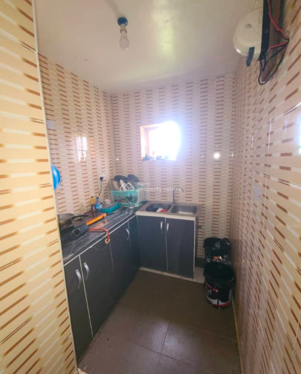 Mini Flat, Ikota First Gate, Ikota, Lekki, Lagos, Mini Flat (room and Parlour) for Rent