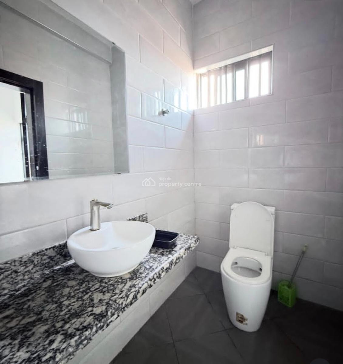 Fully Service 3bedroom Apartment with Bq, Lekki Phase 1 By Jj, Lekki Phase 1, Lekki, Lagos, House for Rent