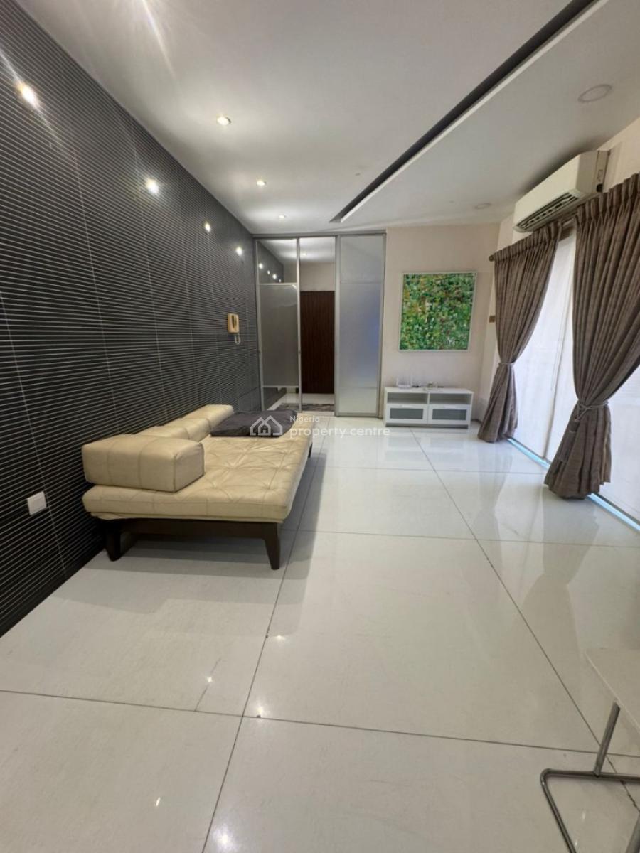 Spacious and Well-maintained 3-bedroom Fully Furnished Apartment with, Ikoyi, Lagos, Flat / Apartment for Rent