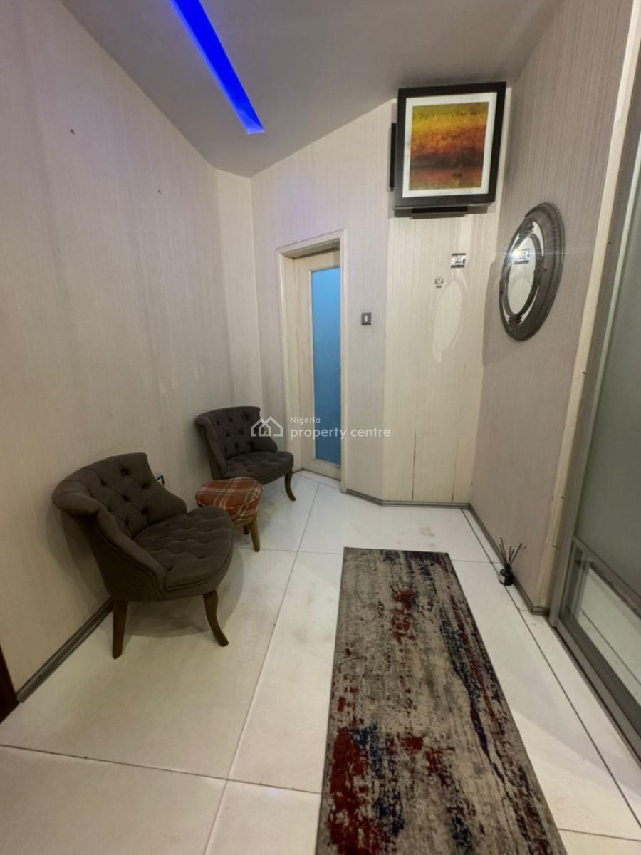 Spacious and Well-maintained 3-bedroom Fully Furnished Apartment with, Ikoyi, Lagos, Flat / Apartment for Rent