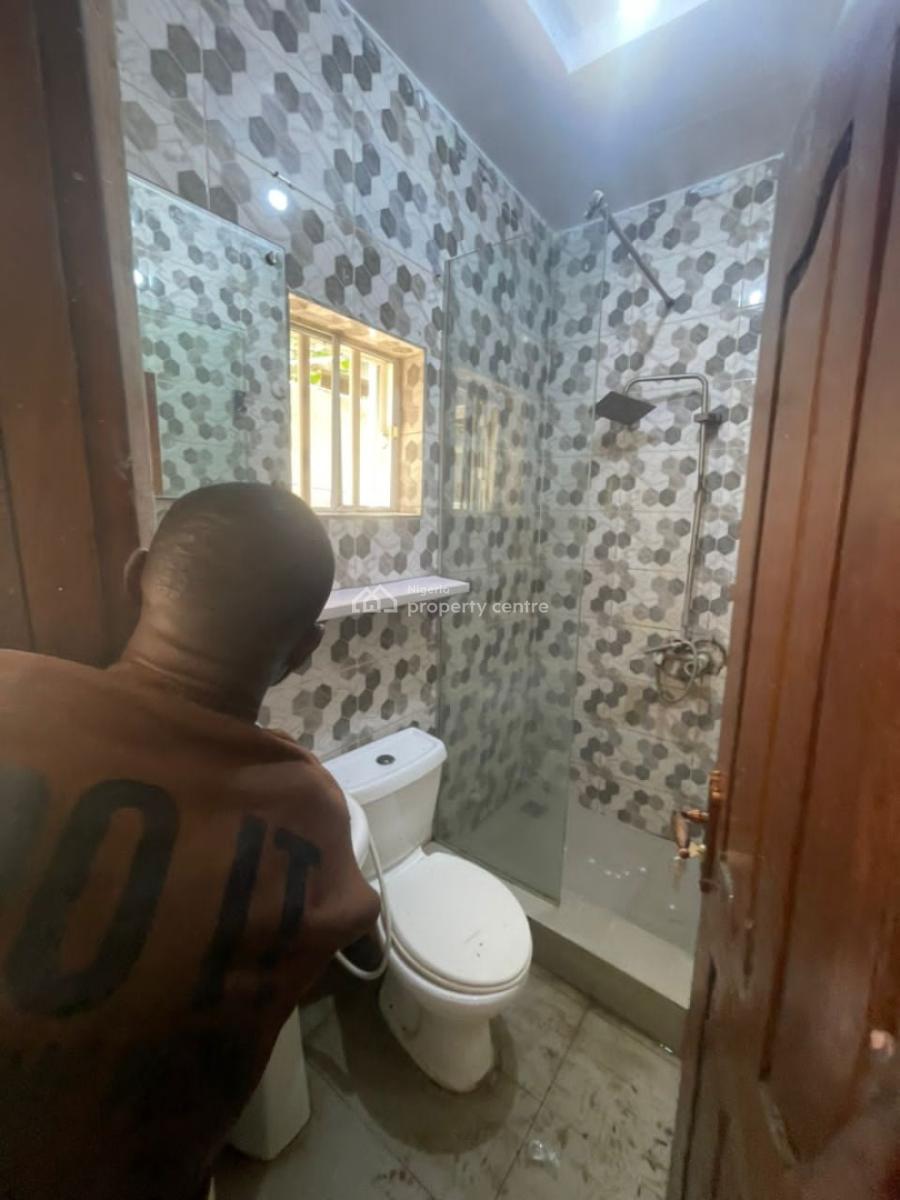 Spacious One Room Self Contain, Lekki Phase 1, Lekki, Lagos, Self Contain (single Rooms) for Rent