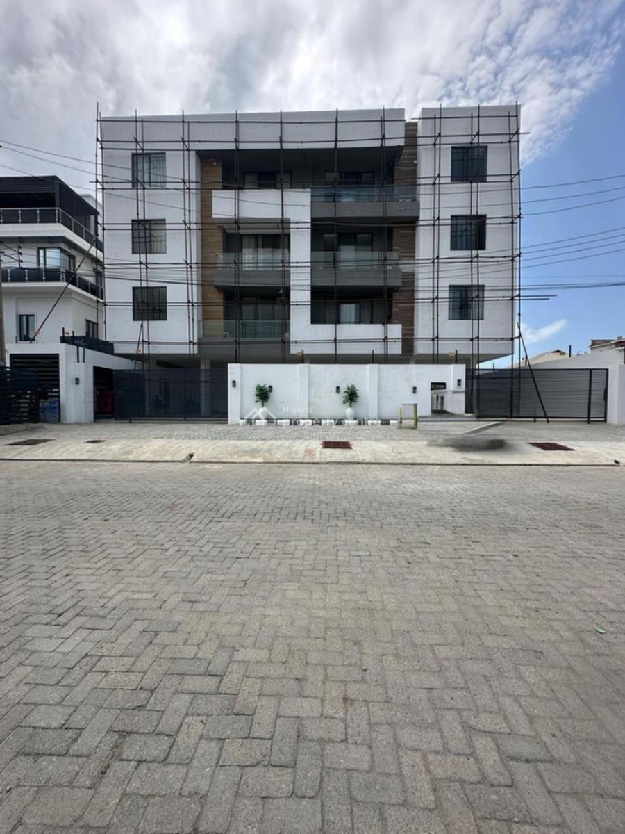 Spacious 2bedroom Apartment with Pool ,gym&elevator, Lekki Phase One ,lekki ,lagos ,nigeria, Lekki Phase 1, Lekki, Lagos, Flat / Apartment for Sale