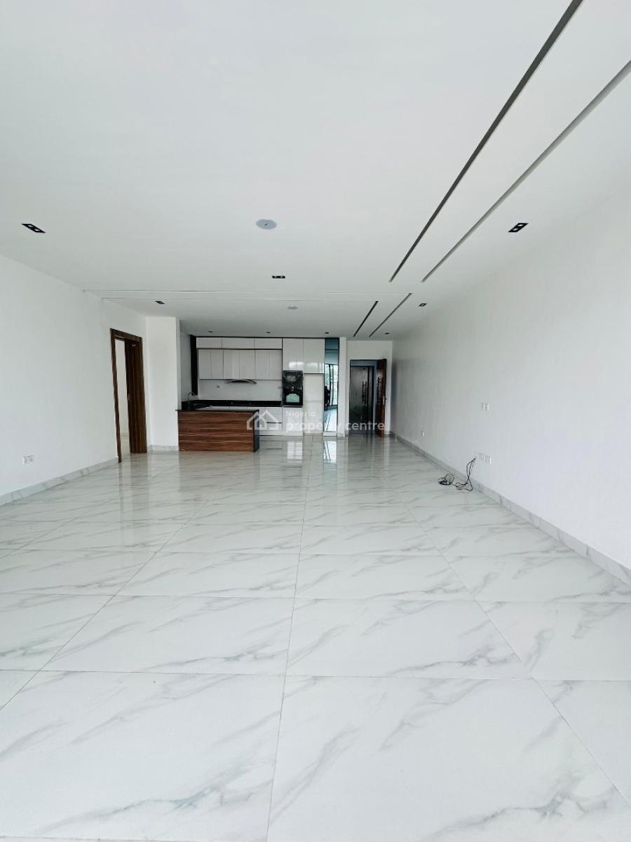 Spacious 2bedroom Apartment with Pool ,gym&elevator, Lekki Phase One ,lekki ,lagos ,nigeria, Lekki Phase 1, Lekki, Lagos, Flat / Apartment for Sale
