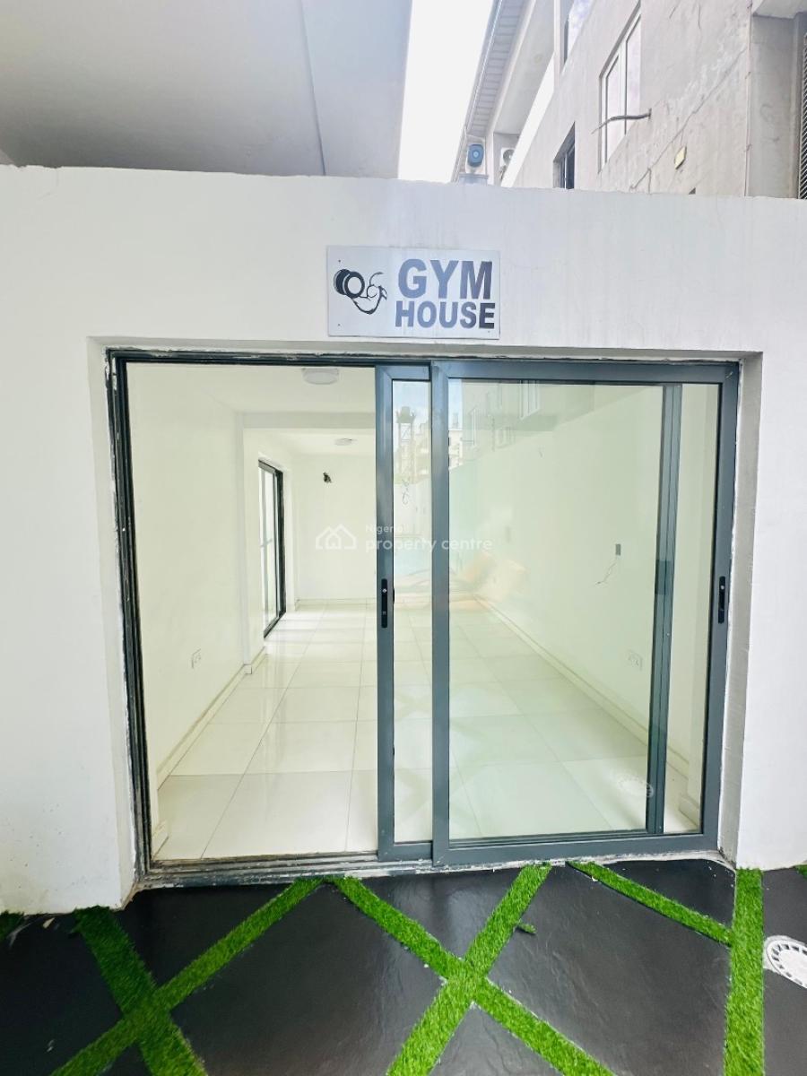 Spacious 2bedroom Apartment with Pool ,gym&elevator, Lekki Phase One ,lekki ,lagos ,nigeria, Lekki Phase 1, Lekki, Lagos, Flat / Apartment for Sale