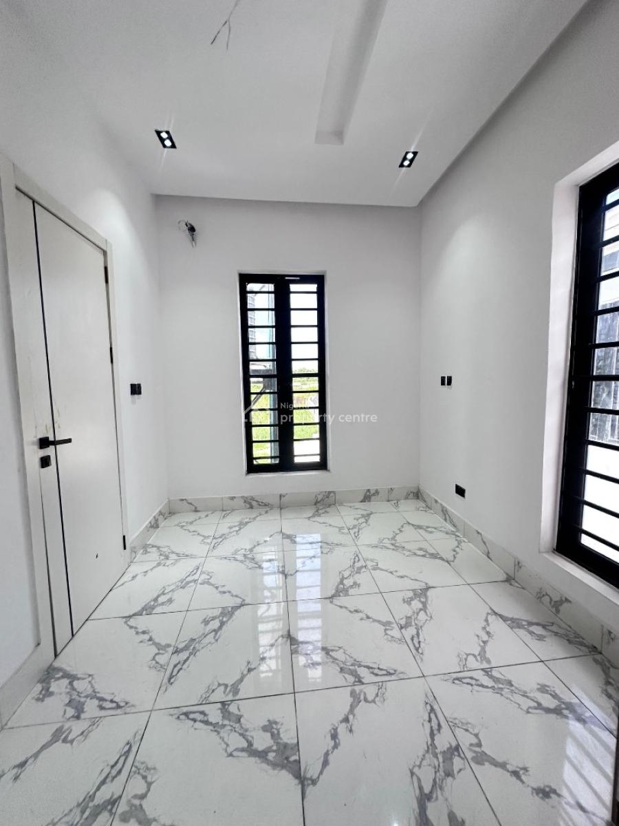Neatly Built 4bedroom Semi Detached Duplex in Ajah, Thomas Estate ,ajah ,lagos ,nigeria, Ajah, Lagos, Semi-detached Duplex for Sale