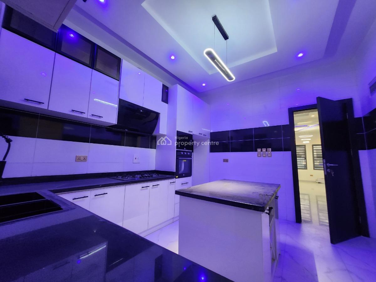 4 Bedrooms Semi-detached House with Bq, Behind Blenco Supermarket, Sangotedo, Ajah, Lagos, Semi-detached Duplex for Sale