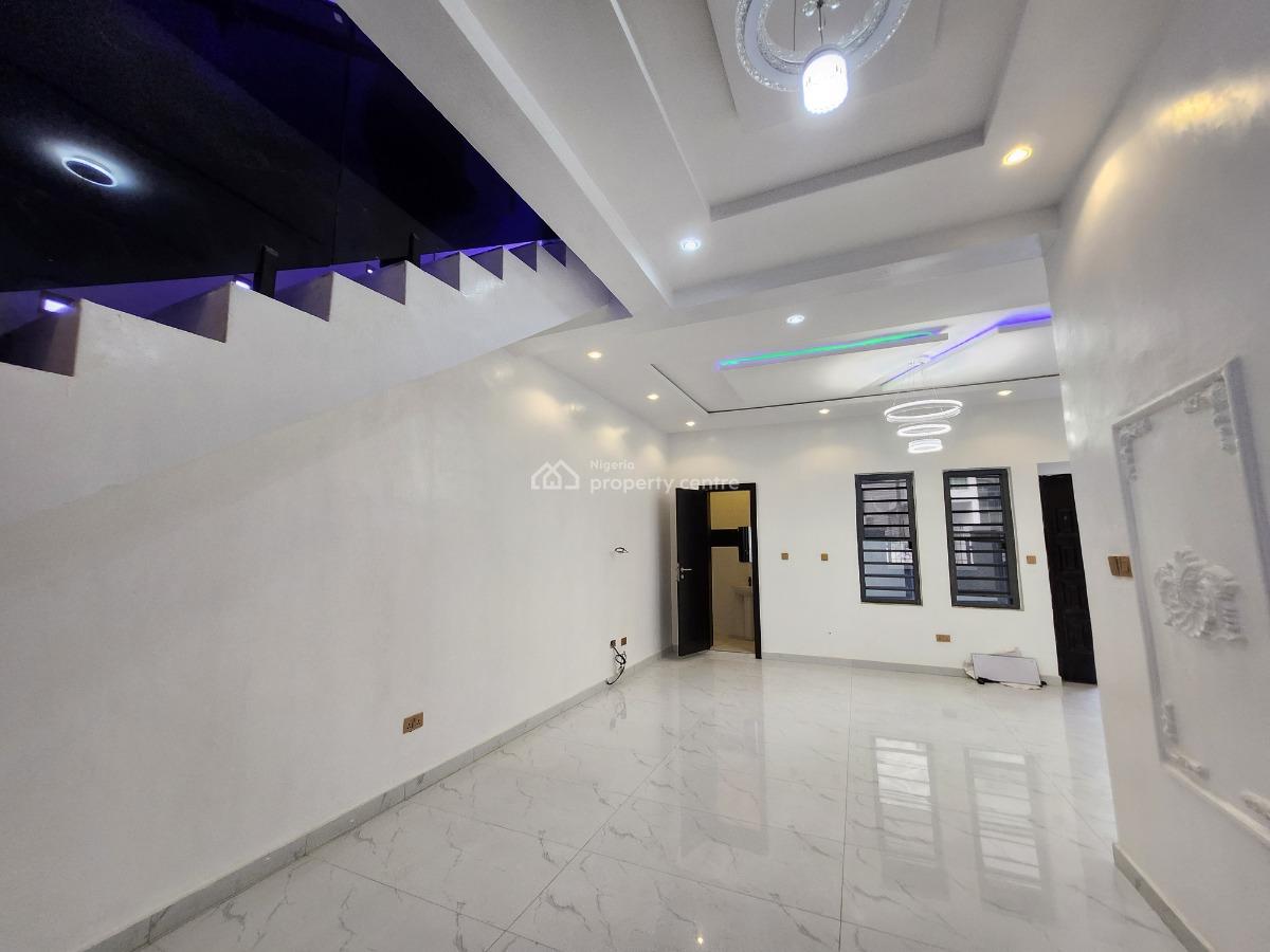 4 Bedrooms Semi-detached House with Bq, Behind Blenco Supermarket, Sangotedo, Ajah, Lagos, Semi-detached Duplex for Sale
