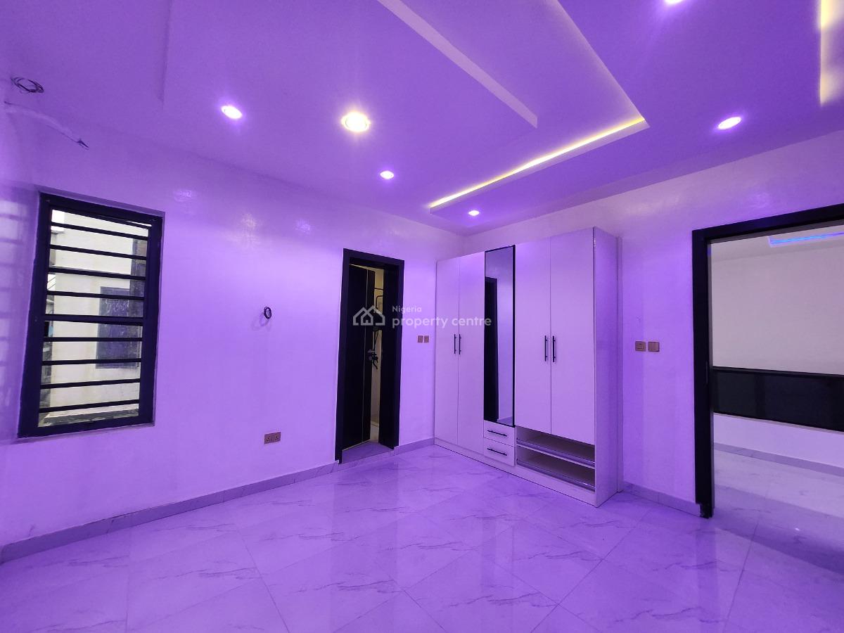 4 Bedrooms Semi-detached House with Bq, Behind Blenco Supermarket, Sangotedo, Ajah, Lagos, Semi-detached Duplex for Sale