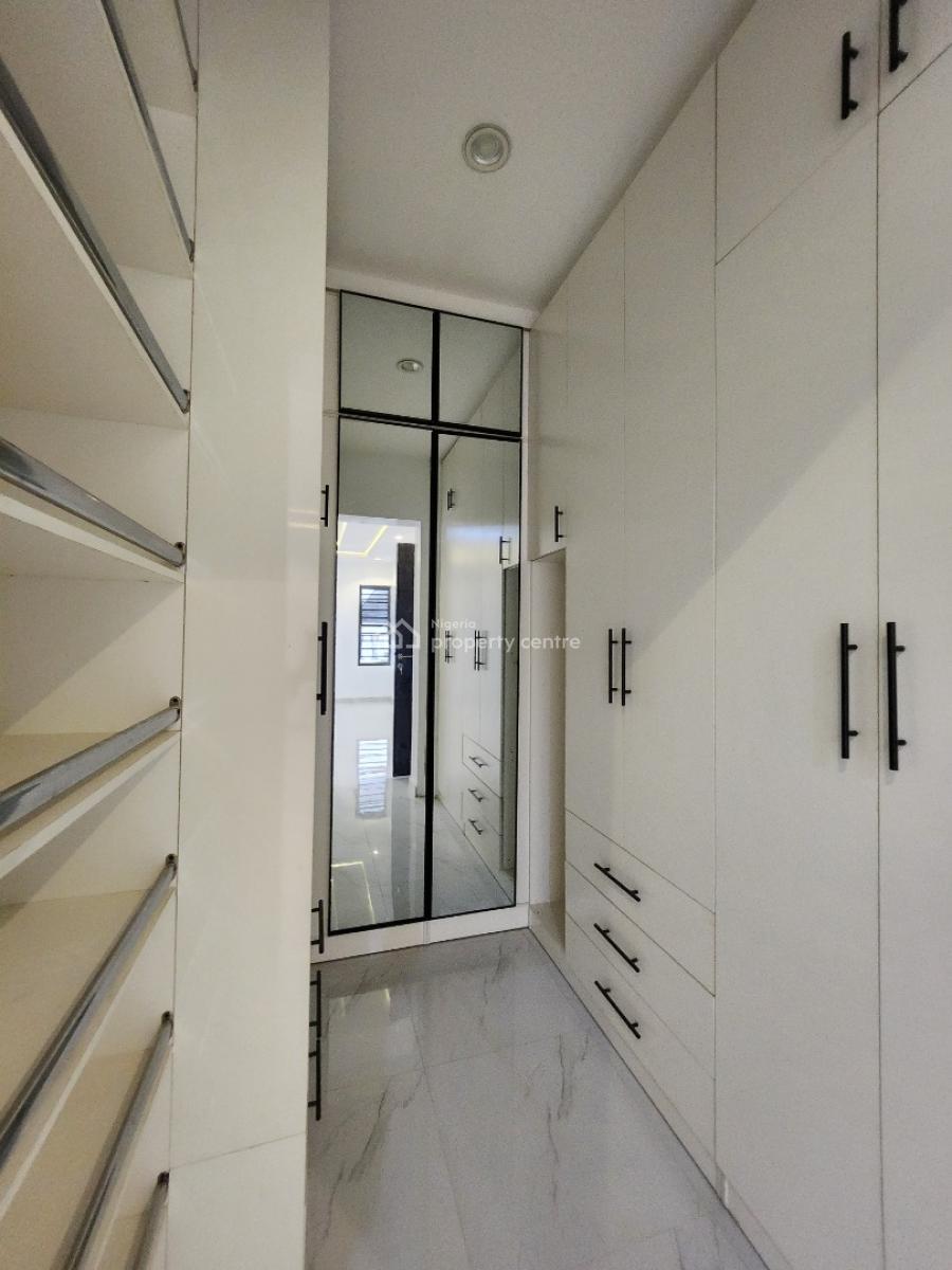 4 Bedrooms Semi-detached House with Bq, Behind Blenco Supermarket, Sangotedo, Ajah, Lagos, Semi-detached Duplex for Sale
