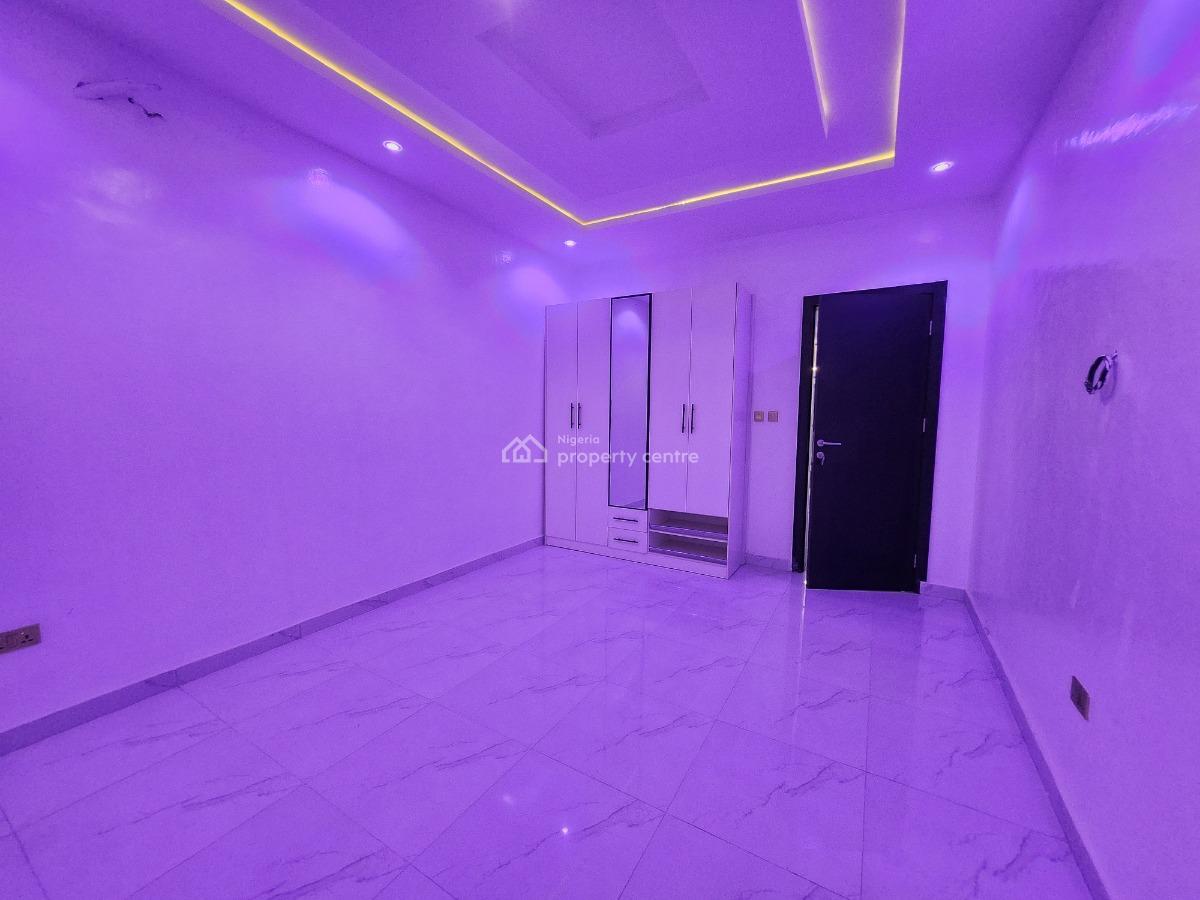 4 Bedrooms Semi-detached House with Bq, Behind Blenco Supermarket, Sangotedo, Ajah, Lagos, Semi-detached Duplex for Sale