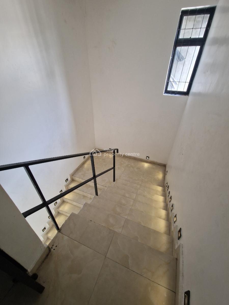 5 Bedroom House for Commercial Use, Off Admiralty Road, Lekki Phase 1, Lekki, Lagos, Semi-detached Duplex for Rent