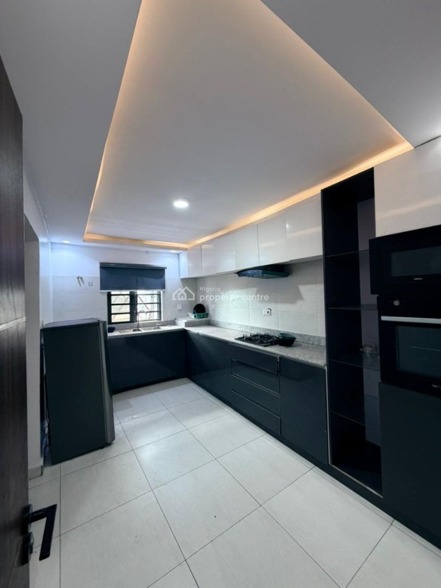 2bedrooms Flat on The Penthouse with Bq, Lekki Right, Lekki Phase 1, Lekki, Lagos, Flat / Apartment for Sale