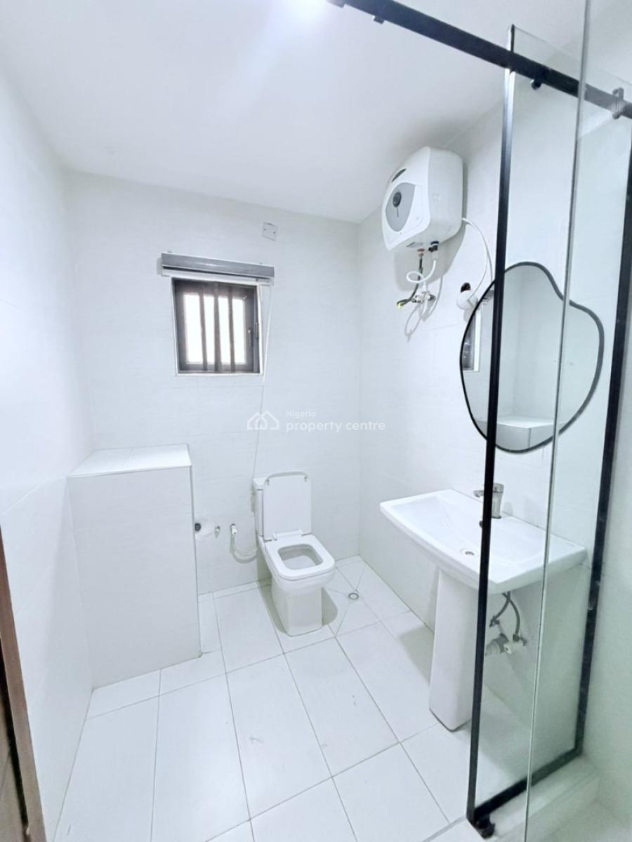2bedrooms Flat on The Penthouse with Bq, Lekki Right, Lekki Phase 1, Lekki, Lagos, Flat / Apartment for Sale