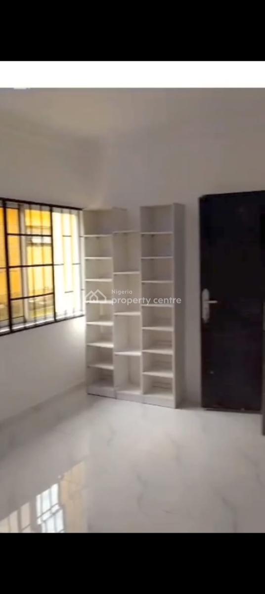 2 Bedroom Flat, Ogudu Gra , Ogudu Lagos, Ogudu, Lagos, Flat / Apartment for Rent