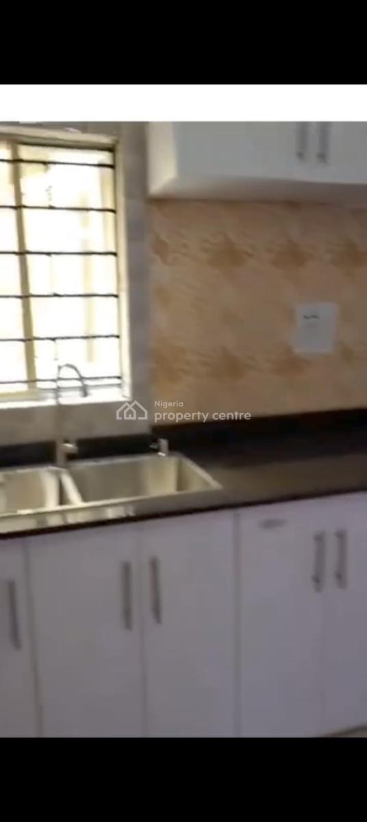 2 Bedroom Flat, Ogudu Gra , Ogudu Lagos, Ogudu, Lagos, Flat / Apartment for Rent