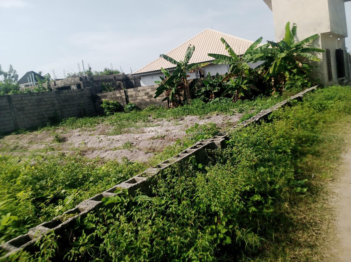 a Very Dry Parcel of Land in a Well Developed Part of Awoyaya Just Out, Secured Place, Awoyaya, Ibeju Lekki, Lagos, Residential Land for Sale