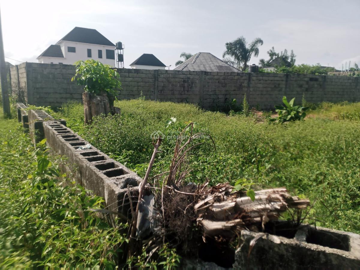 a Very Dry Parcel of Land in a Well Developed Part of Awoyaya Just Out, Secured Place, Awoyaya, Ibeju Lekki, Lagos, Residential Land for Sale