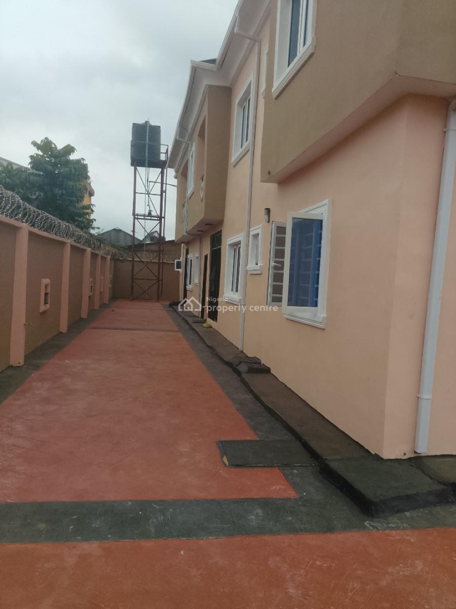 Room and Parlour Self, Olanukan Ishawo, Agric, Ikorodu, Lagos, Flat / Apartment for Rent
