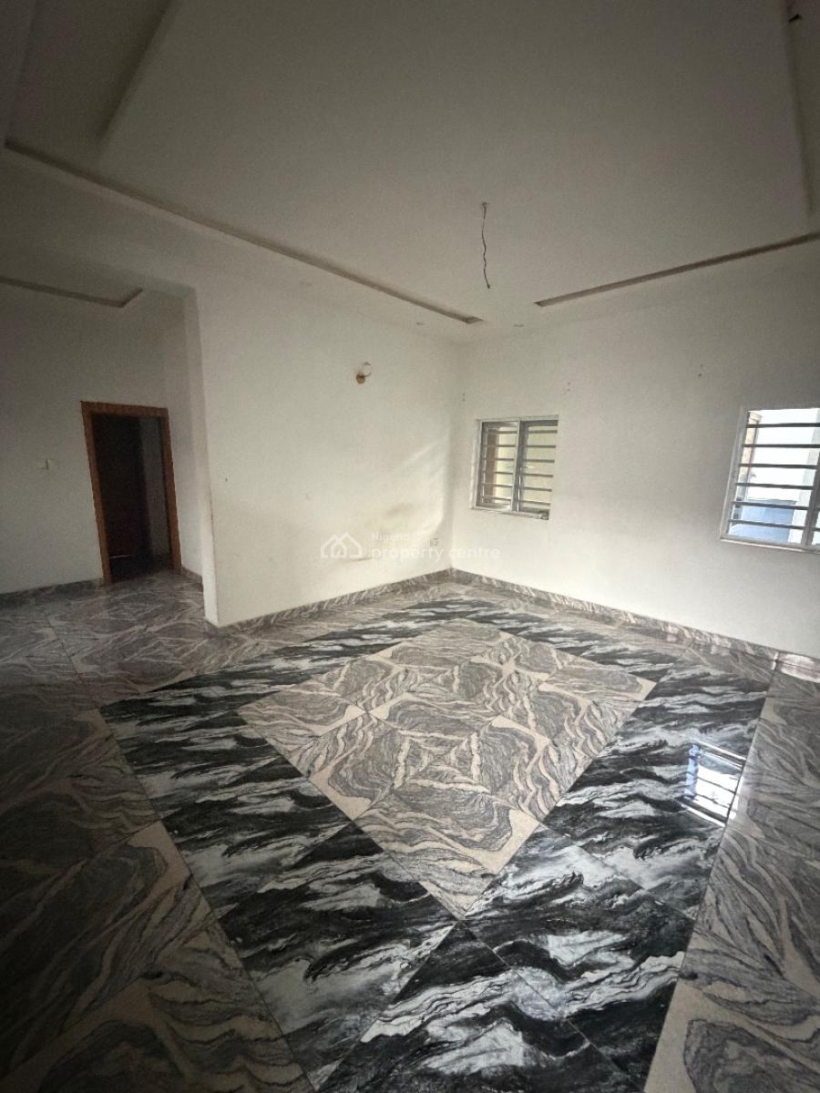 Fine 2 Bedroom with 2 Balconies, Ologolo, Lekki, Lagos, Flat / Apartment for Rent