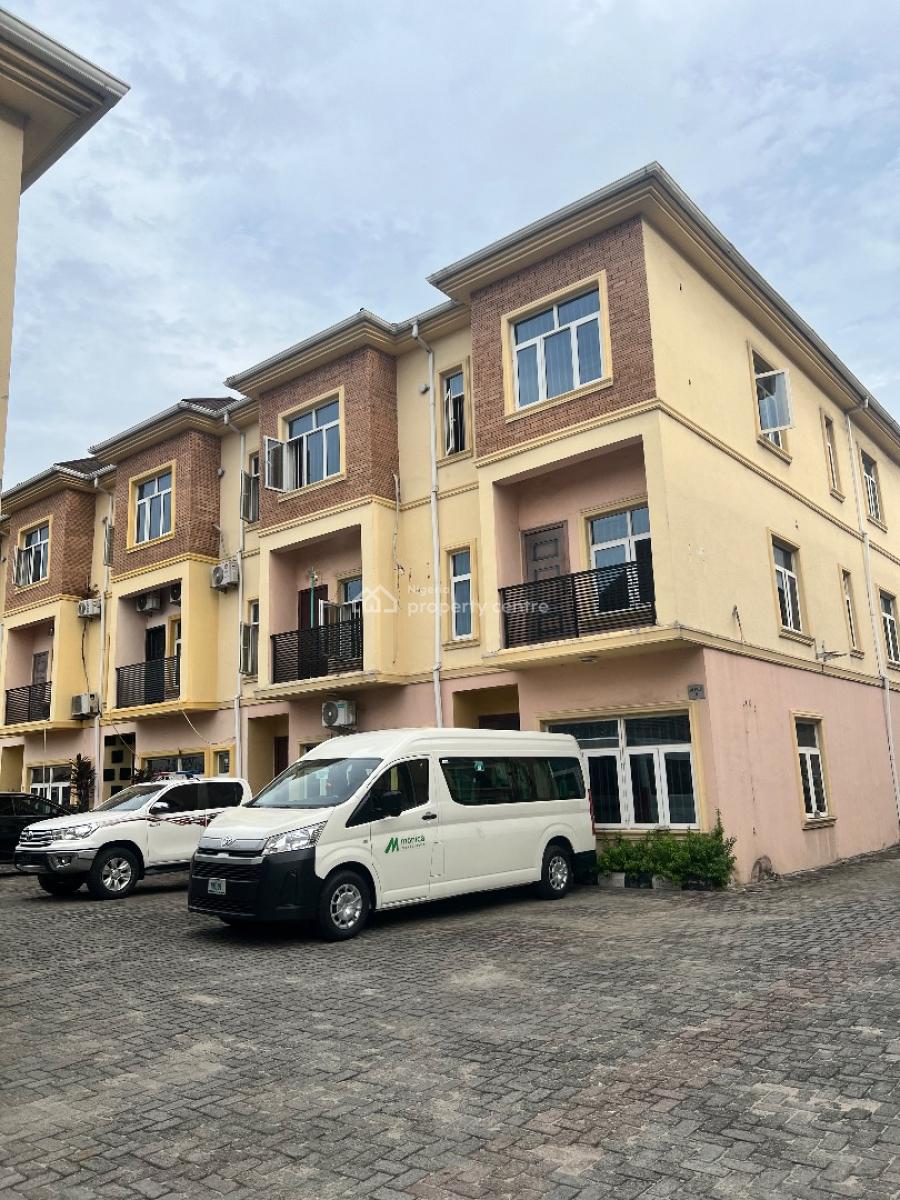 Spacious Neat 4 Bedroom Terrace, Osapa, Lekki, Lagos, Terraced Duplex for Sale