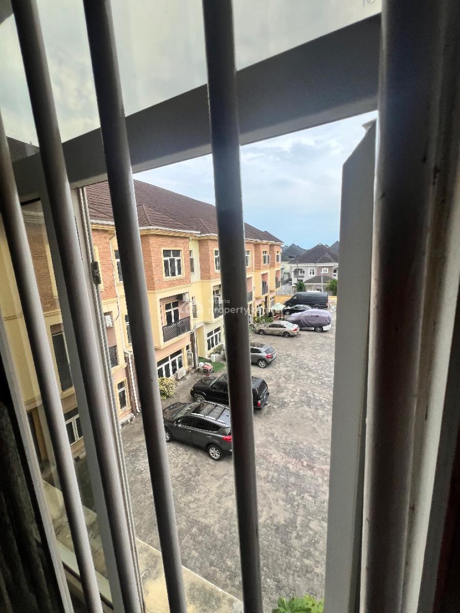 Spacious Neat 4 Bedroom Terrace, Osapa, Lekki, Lagos, Terraced Duplex for Sale
