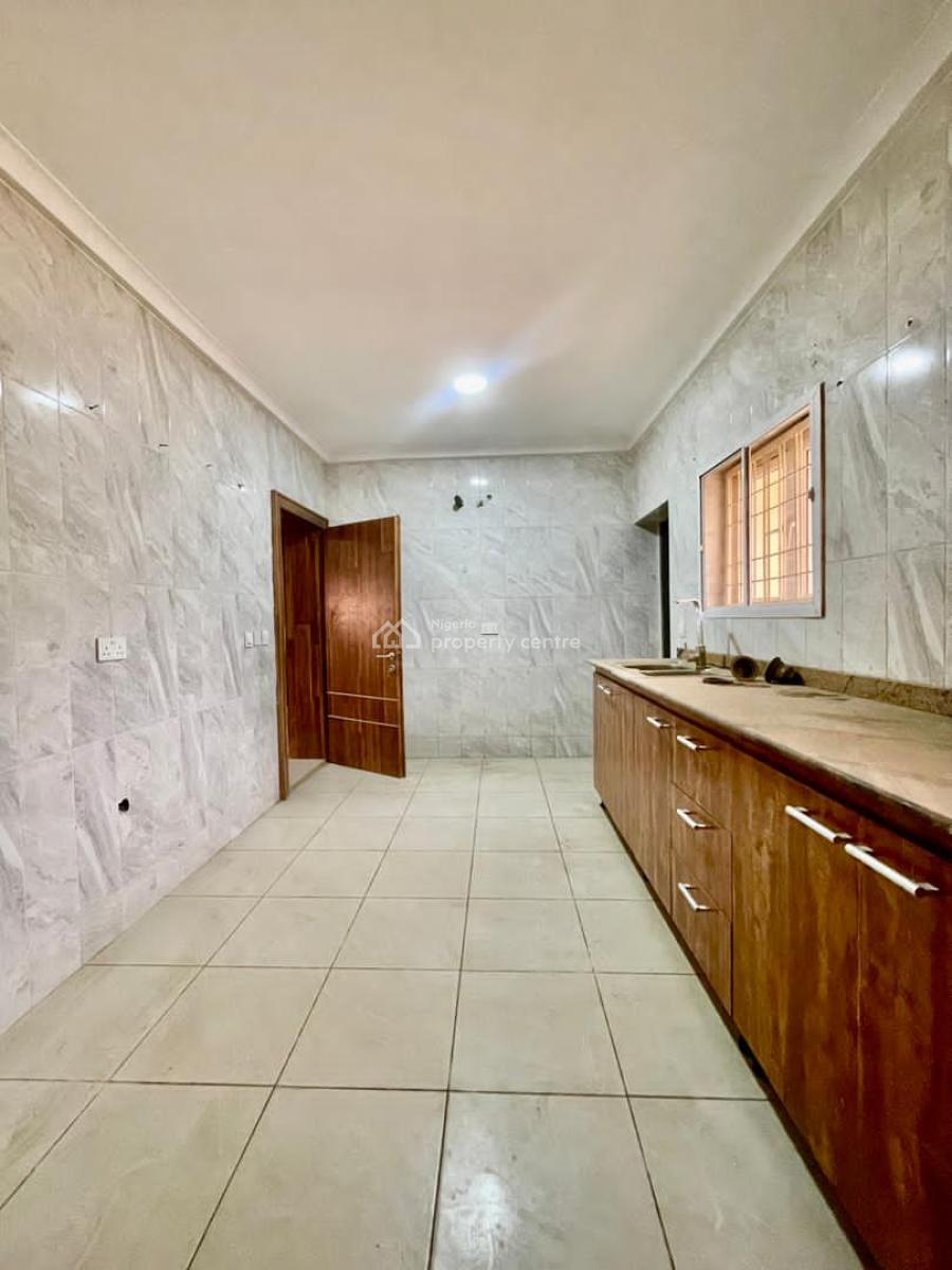 a Well-built Spacious 4-bedroom Semi-detached Duplex + Bq, Naf Estate, Asokoro District, Abuja, Semi-detached Duplex for Rent