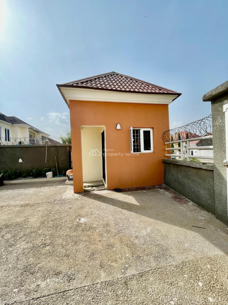 a Well-built Spacious 4-bedroom Semi-detached Duplex + Bq, Naf Estate, Asokoro District, Abuja, Semi-detached Duplex for Rent